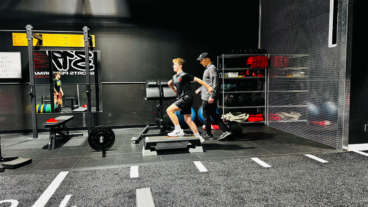 319 Sports Performance logo